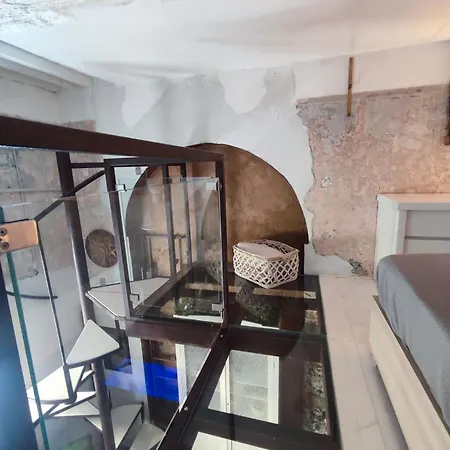 Bilocale Stile Loft Centro Storico Semesterbostad