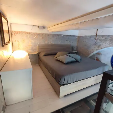 Bilocale Stile Loft Centro Storico