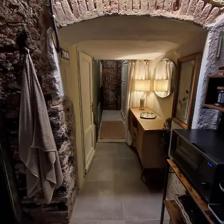 Bilocale Stile Loft Centro Storico * Carrara