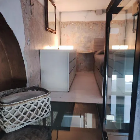 Bilocale Stile Loft Centro Storico Semesterbostad