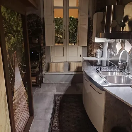 Bilocale Stile Loft Centro Storico * Carrara